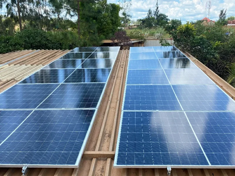 SolarDeck 4-Panel Flat Roof Mount